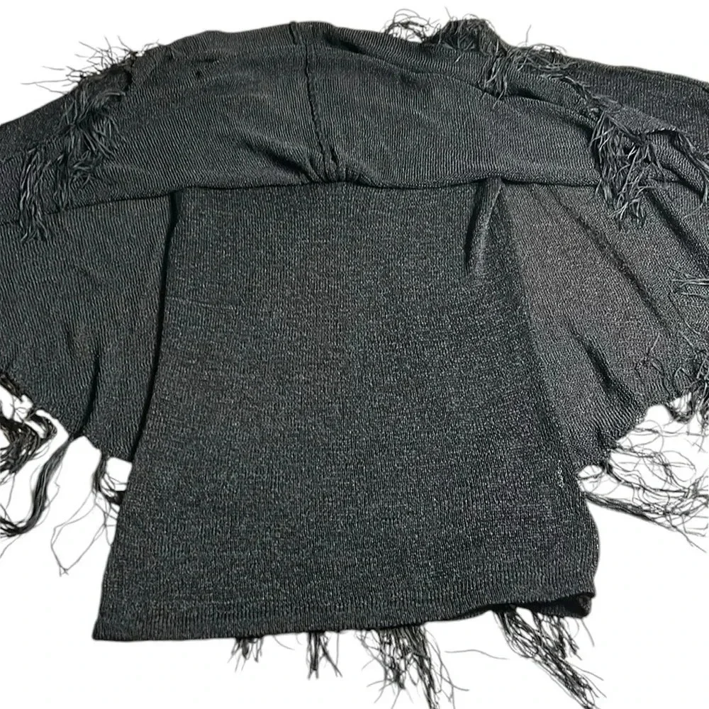 VTG KOKOMO. poncho sweater ,fringes,sheer,loose knit,PTP 16” to  23”,one size - Picture 3 of 16